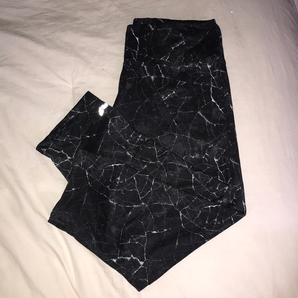 black marble leggings